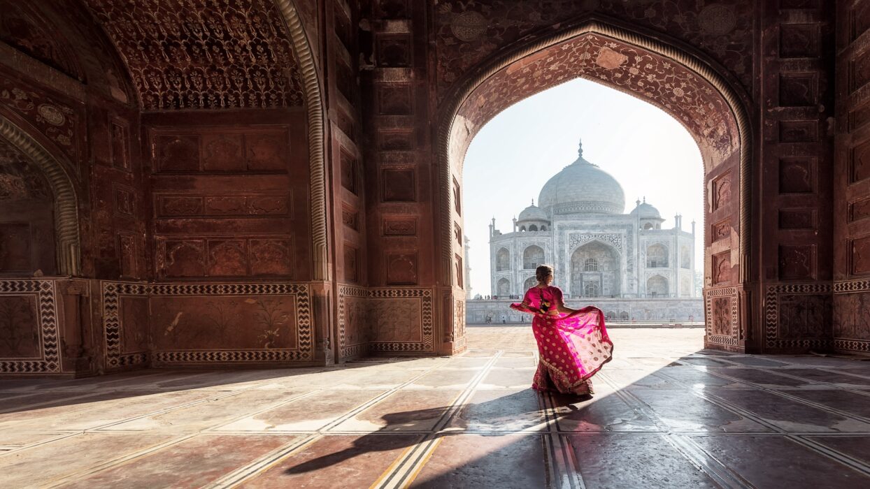 Taj Mahal visit: timing & entry tips